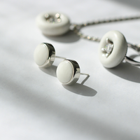 Porcelán fülbevaló