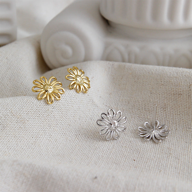 Girl Hollow Sunflower 925 Sterling Silver Stud Earrings