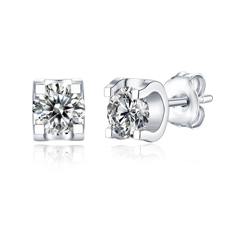 Ünnepi Négy Karmú Moissanite CZ 925 Sterling Ezüst Fülbevalók